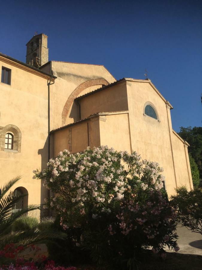 Готель Casa Mater Ecclesiae Масса-Мариттіма Екстер'єр фото